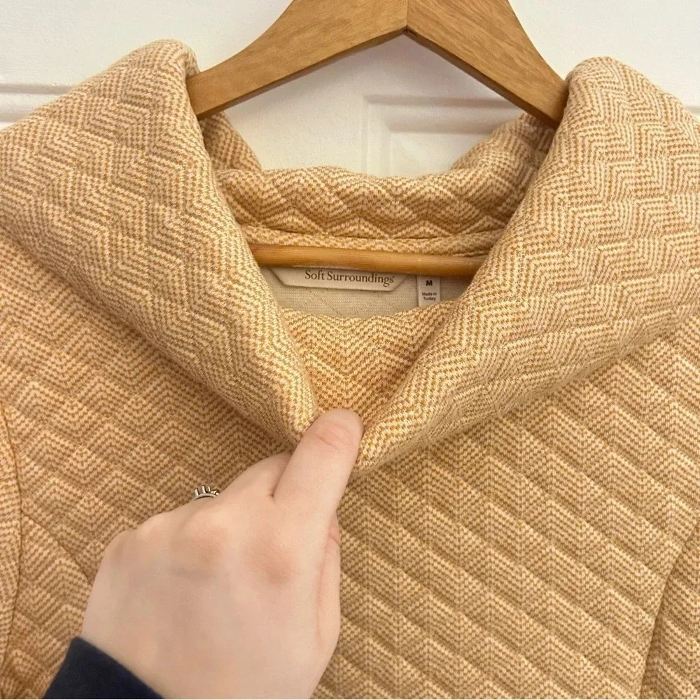 Soft Surroundings • Orange Quilted Sweater Cowl Neck Tunic Sz Medium - Picture 3 of 9